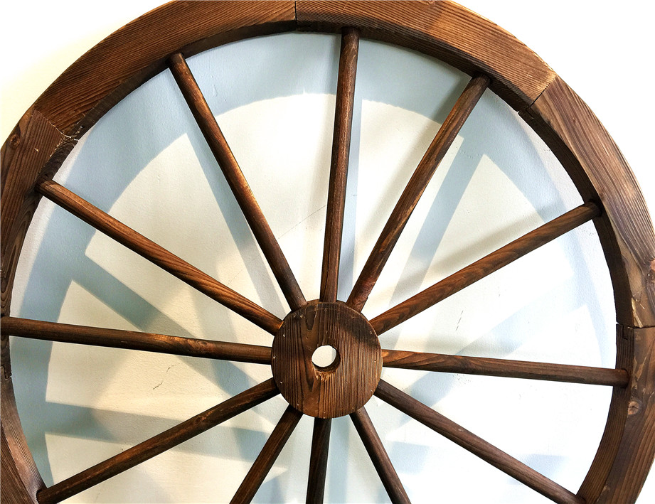 Wooden Wagon Wheel