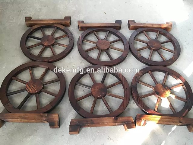 Wooden Wagon Wheel Bench4